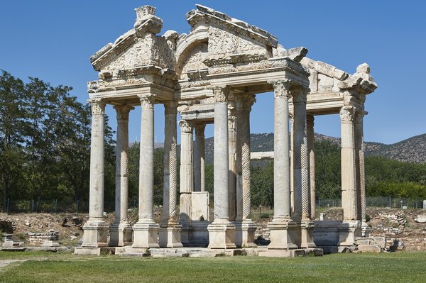 Comment devient-on spécialiste en restauration de monuments historiques ?