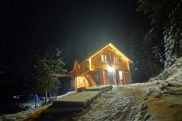 Comment bien préparer son séjour pour une location de chalet au Pays Basque ?
