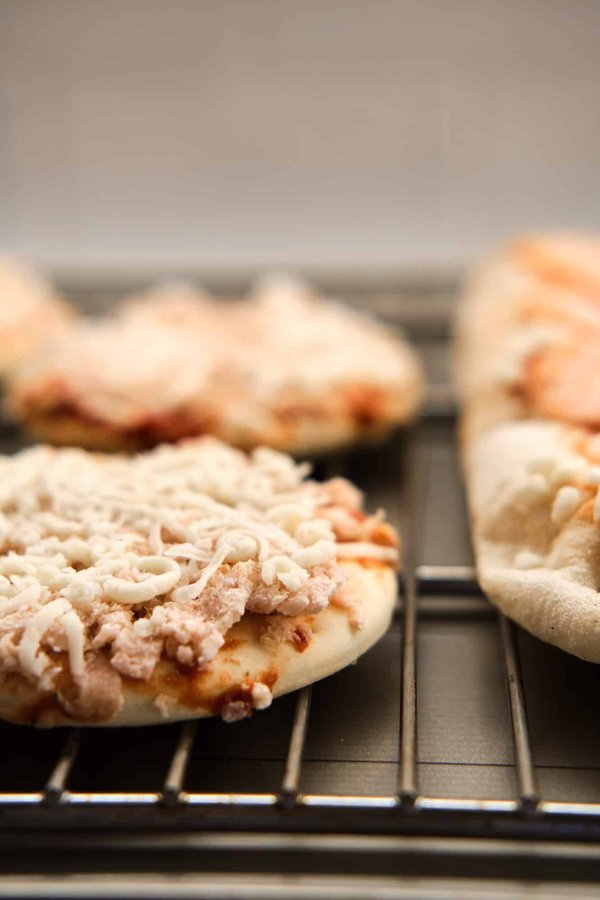 Comment cuire une pizza surgelée ?