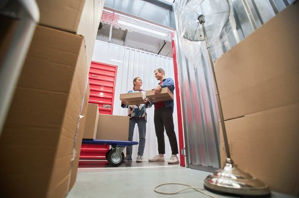 Optez pour un service de garde meuble à Paris pour un stockage sans tracas