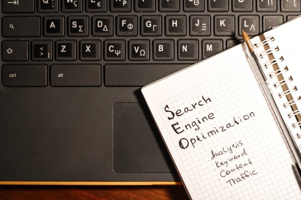 Comment devenir un autoentrepreneur consultant SEO prospère?